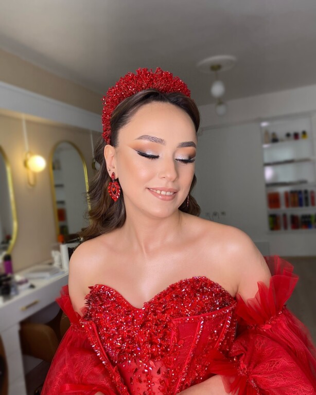 Soft Hair & Makeup Studio