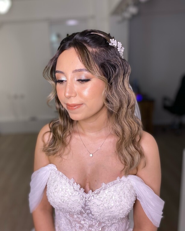 Soft Hair & Makeup Studio