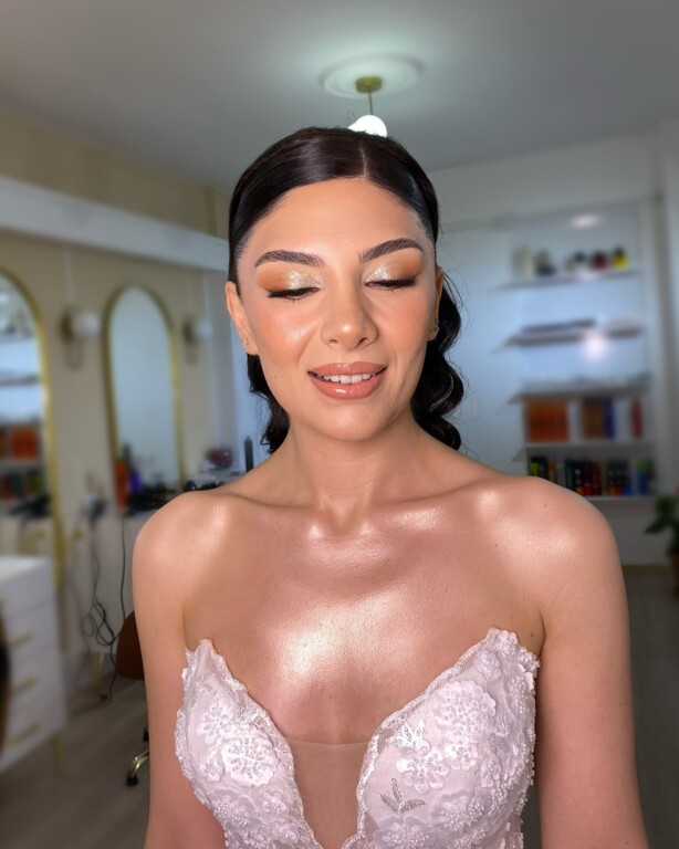 Soft Hair & Makeup Studio