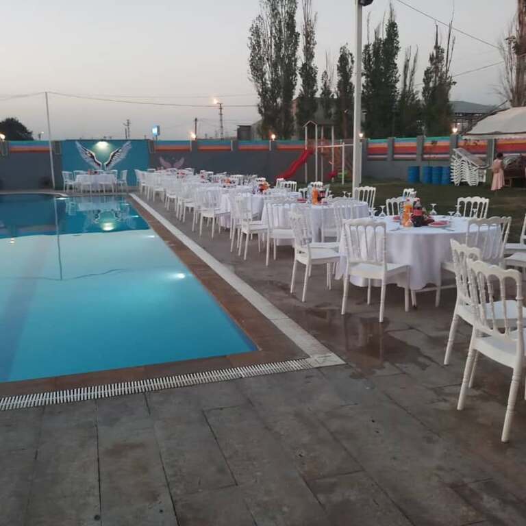 Nirvana Havuz ve Kır Düğünü