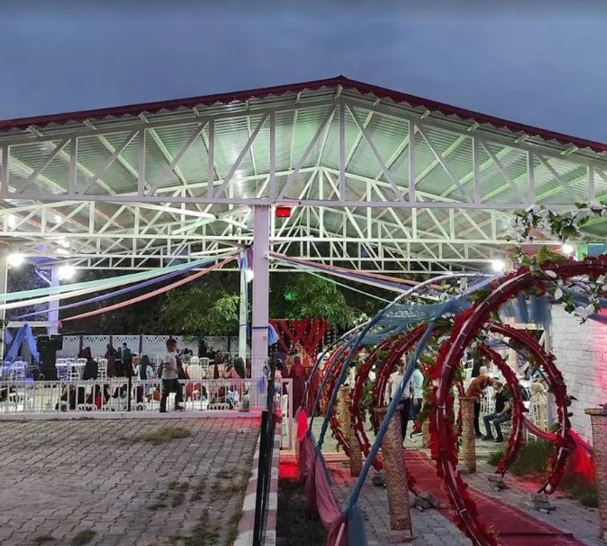 Şah Tahtı Kır Düğün Bahçesi