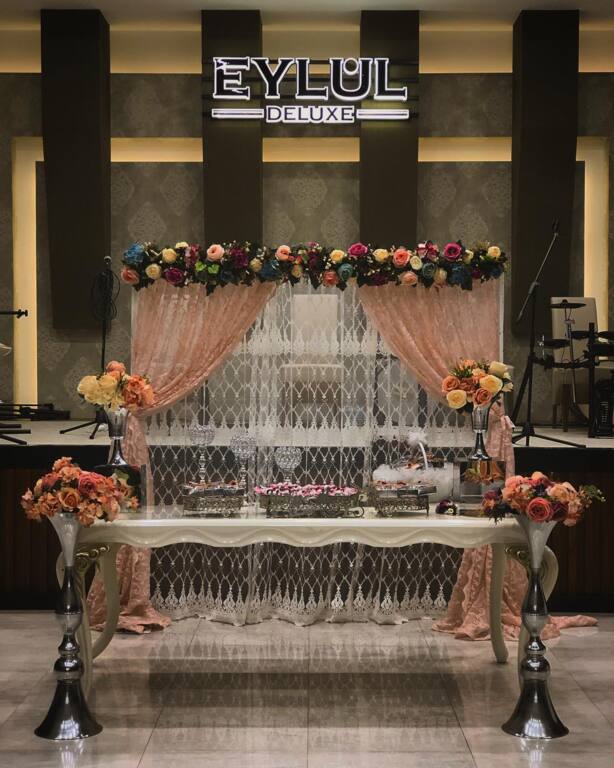 Eylül Deluxe Düğün ve Davet Salonu