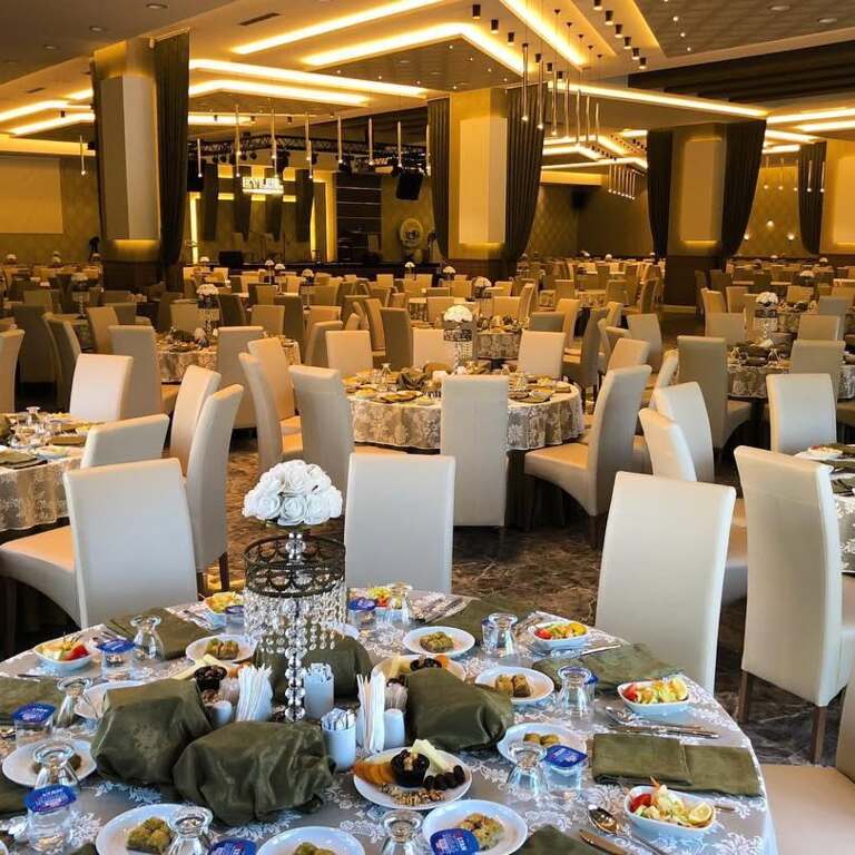Eylül Deluxe Düğün ve Davet Salonu