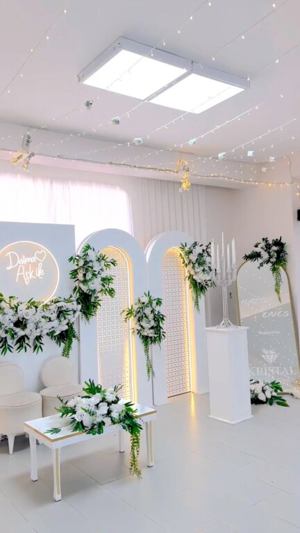 Kristal Davet Salonu