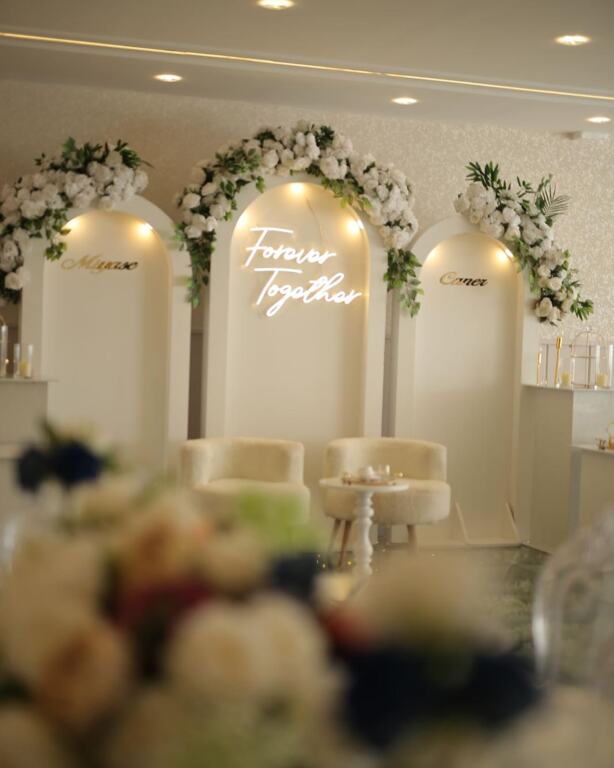 Ayliz İsteme Evi Love