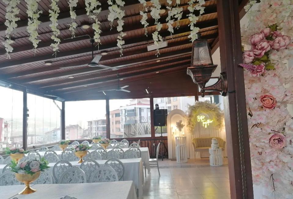 Süslü Hayaller Davet Organizasyon Salonu