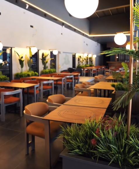 Rovers Gastropub & Live Music