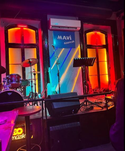 Mavi Bar Alsancak