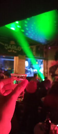 Şarlo Bar