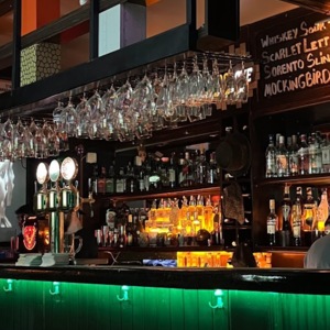 Puhu Cafe & Bar