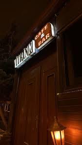 Vitrin Bar