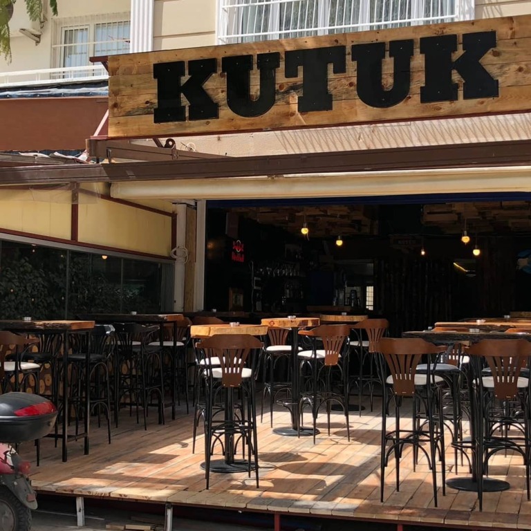 Kütük Pub