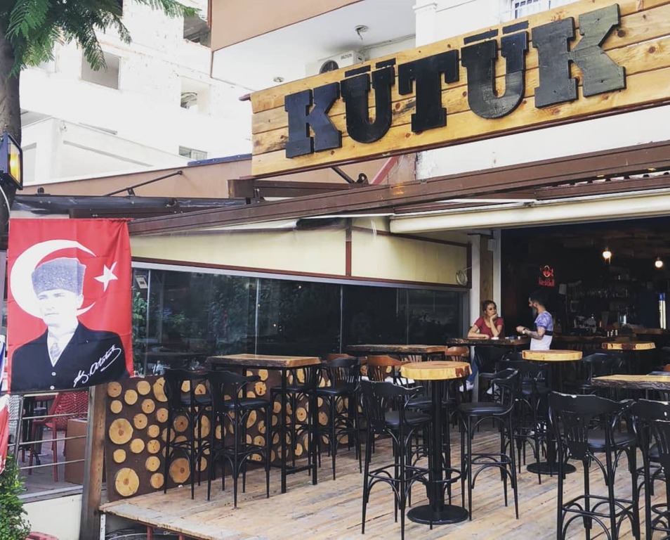 Kütük Pub