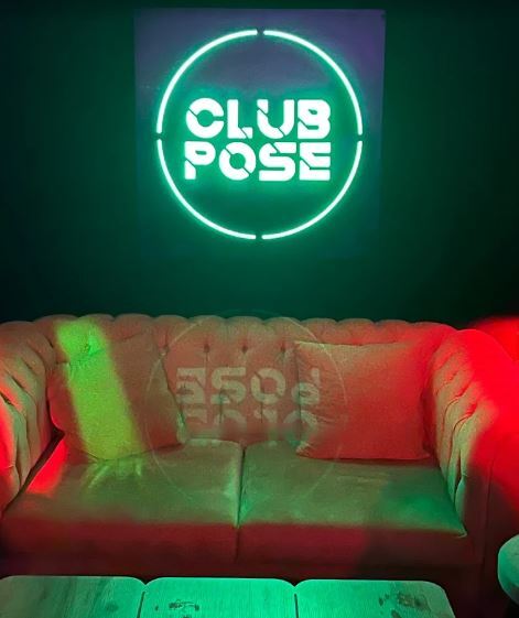 Club Pose