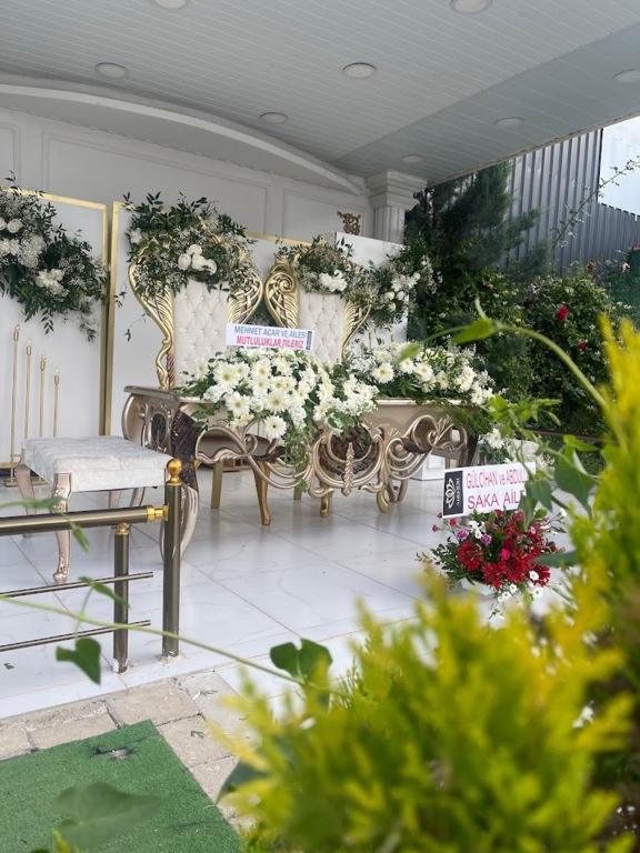 Royal Palace Kır Düğün Salonu Batman