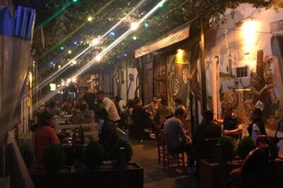 Shakesbeer's Bar