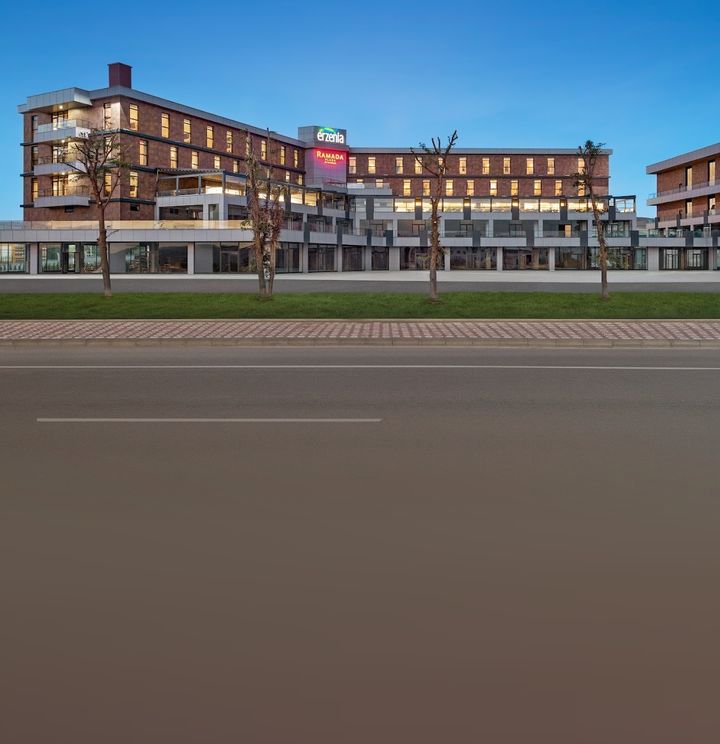 Ramada Plaza By Wyndham Batman