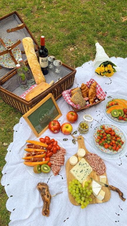 RoseMoon Wedding Event