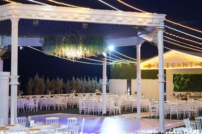 Elegant Kır Bahçesi