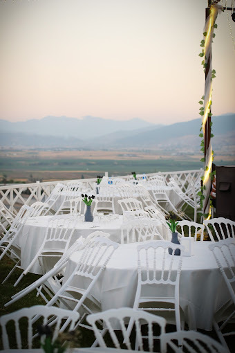 Elegant Kır Bahçesi