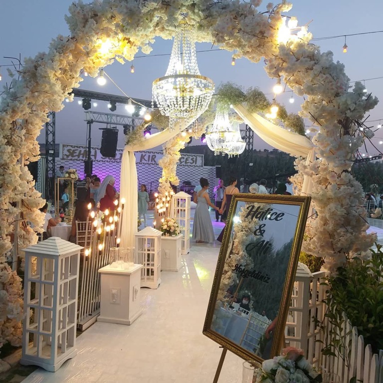 Şehr-i Sultan Kır Bahçesi