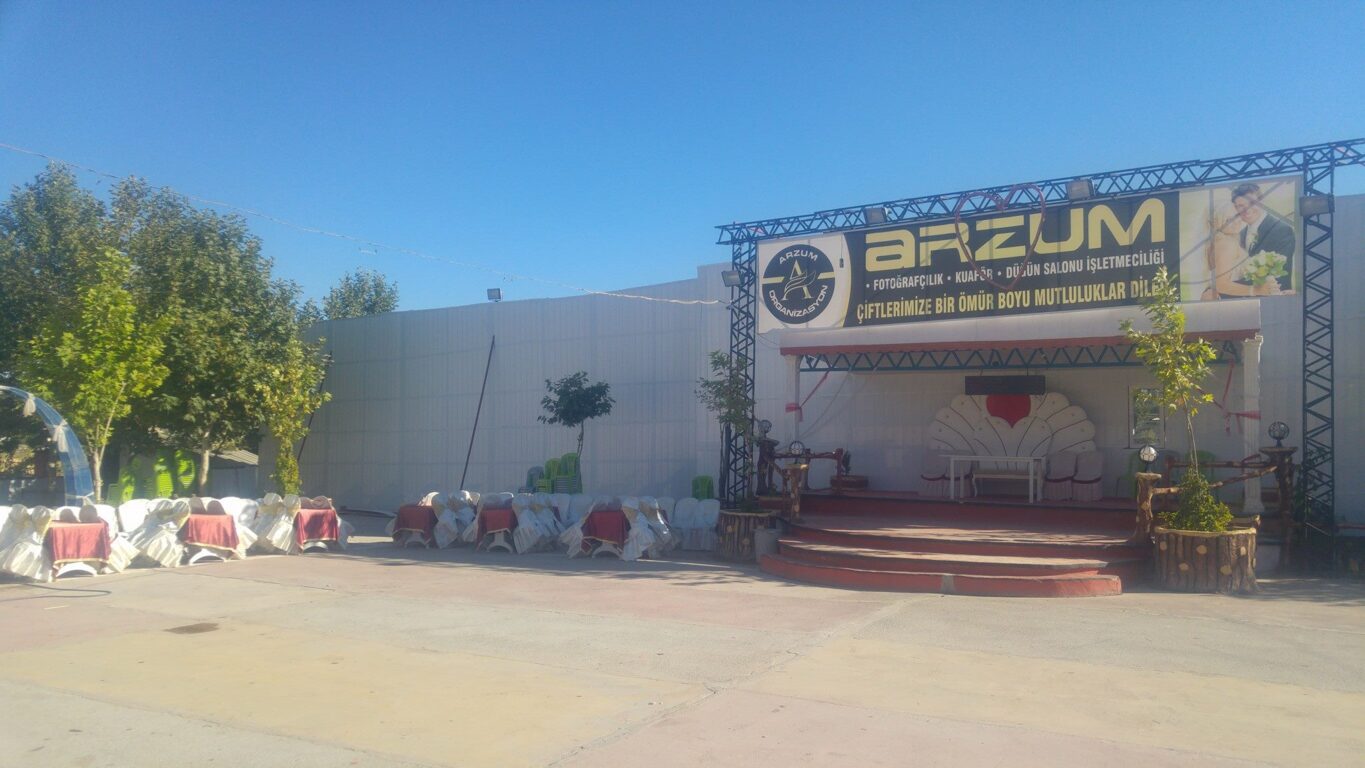 Arzum Kır Düğün