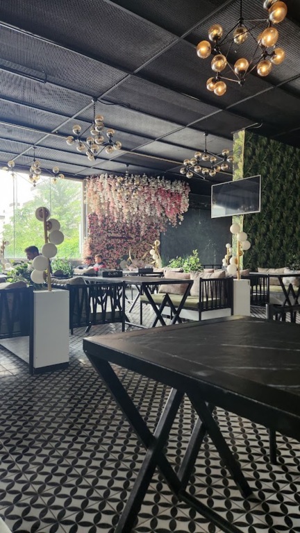 Milas Cafe Restaurant