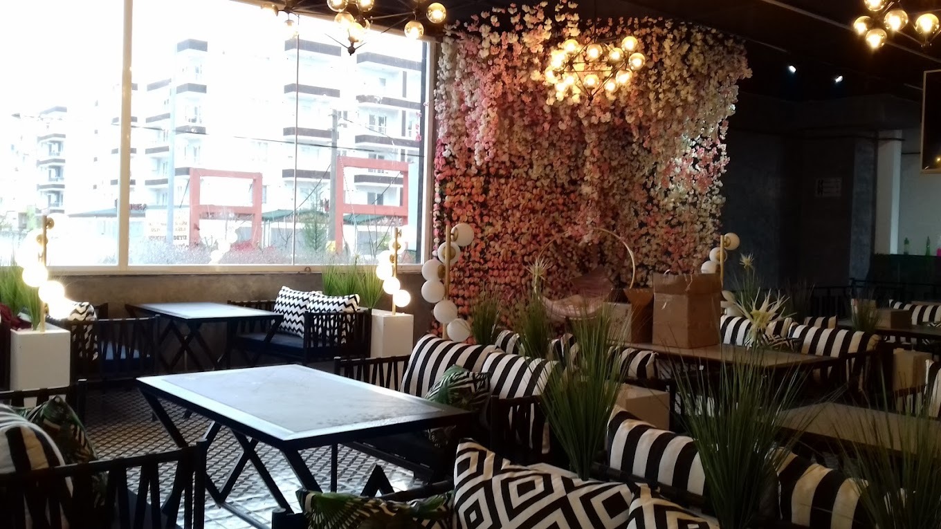 Milas Cafe Restaurant