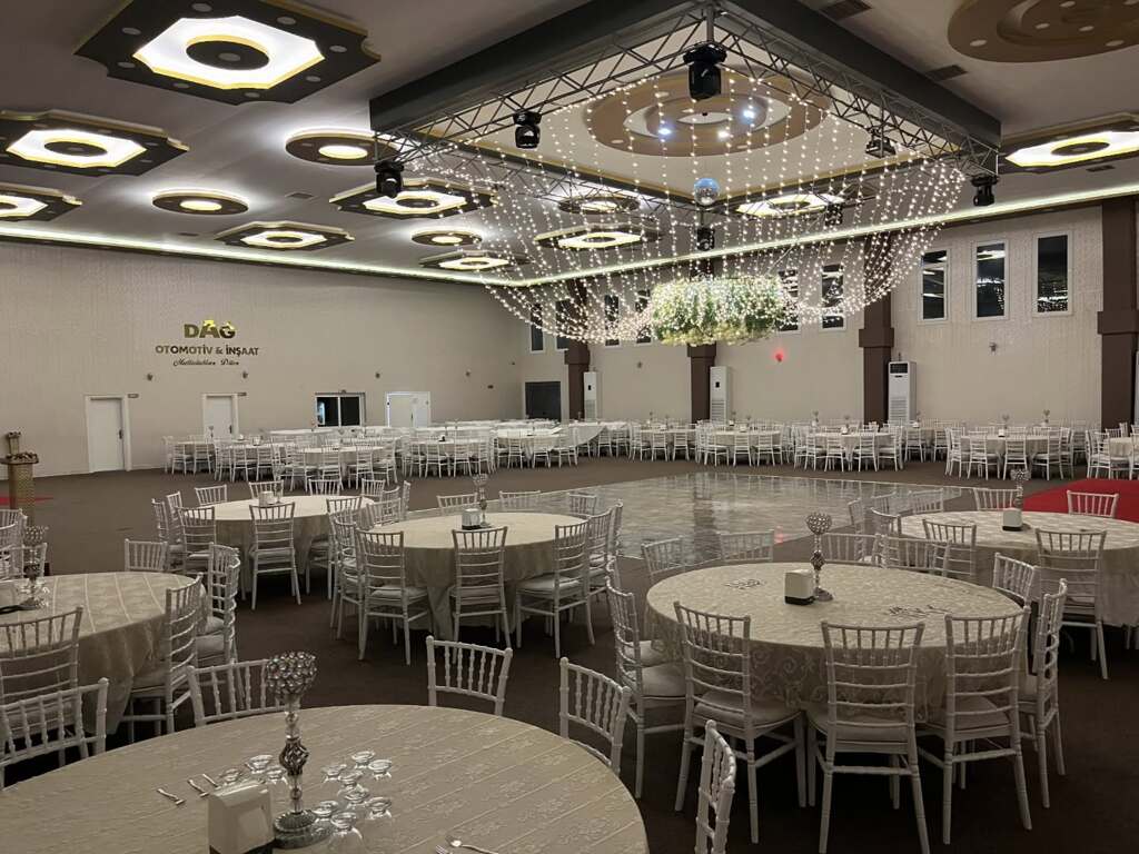 Beyaz Saray Tesisleri Düğün Salonu