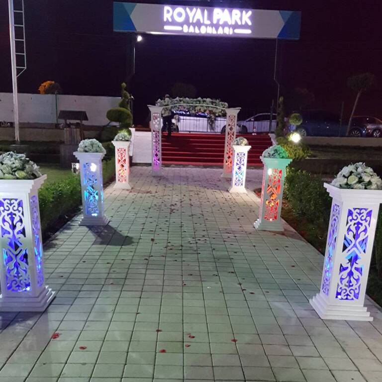 Royal Park Kır Bahçesi