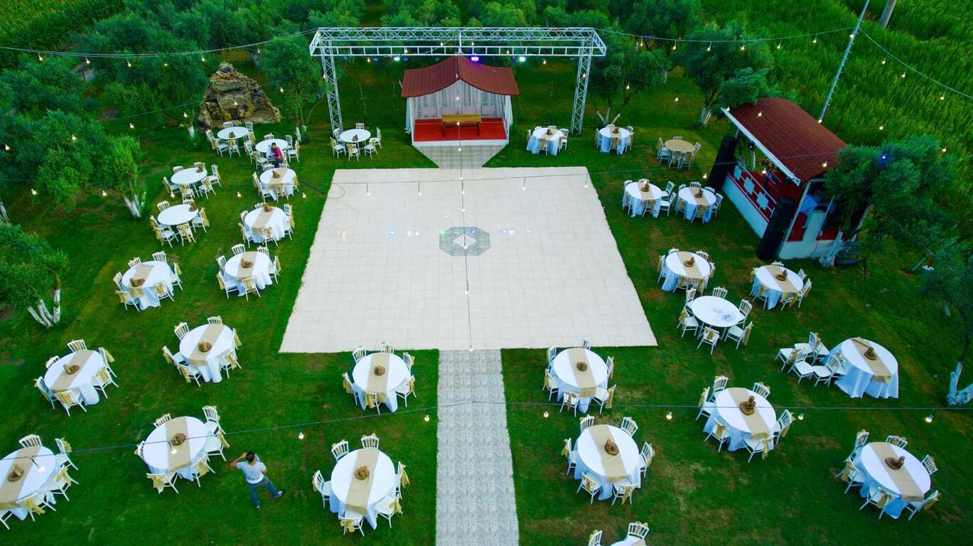 Beyoğlu Garden Kır Bahçesi