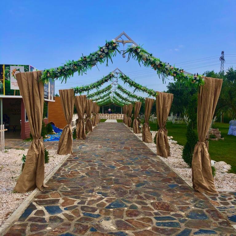 Beyoğlu Garden Kır Bahçesi