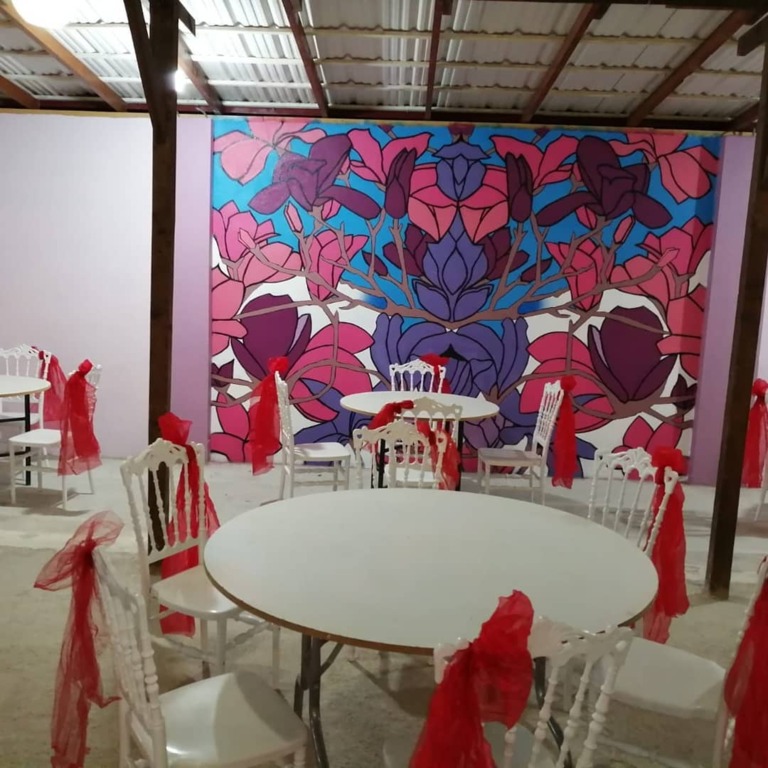 Ebruli Kır Bahçesi