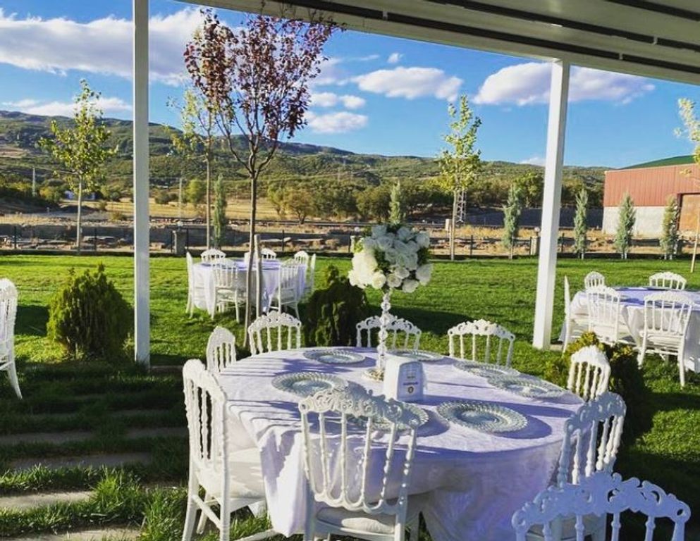 Lina Garden Hotel ve Kır Düğünü