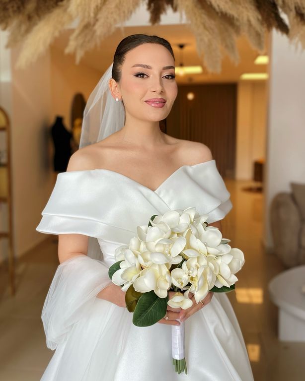 Esnur Fotoğraf Film & Makeup