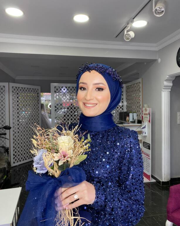 Eylül Kuaför ve Gelinlik