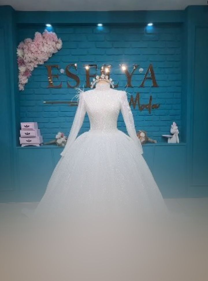 Eselya Moda