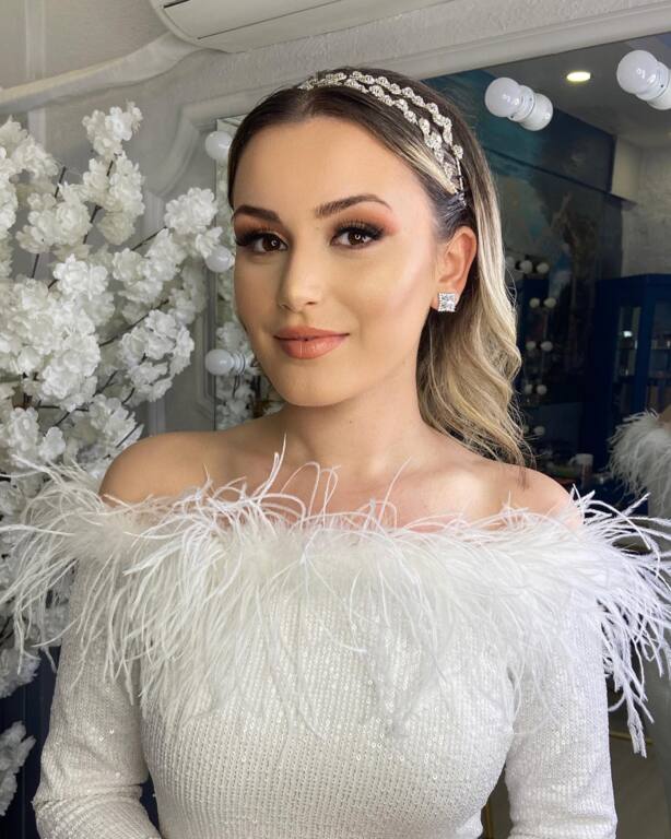 Özge Özel Luxury Bride