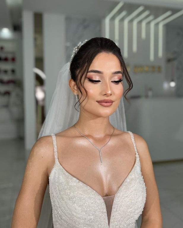 Ezgi Şeker Hair & Makeup Studio