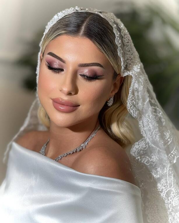 Yelda Gül Hair & Makeup Studio