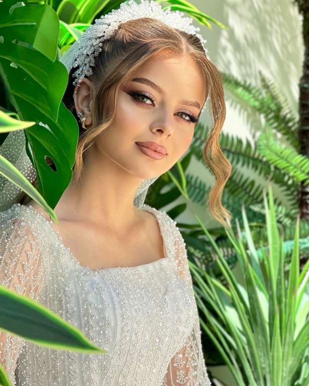 Yelda Gül Hair & Makeup Studio