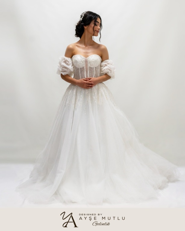 Ayşe Mutlu Gelinlik ve Moda Evi