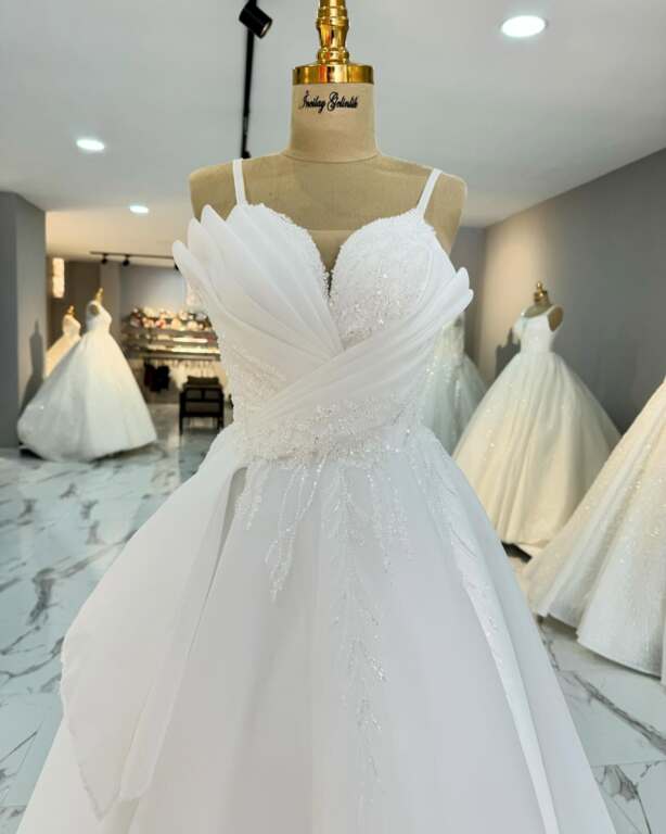 İncilay Moda Gelinlik