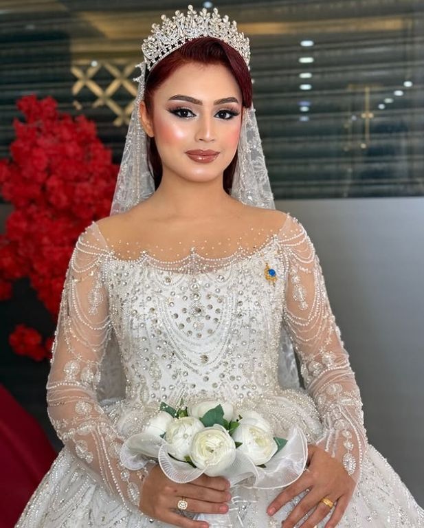İncilay Moda Gelinlik