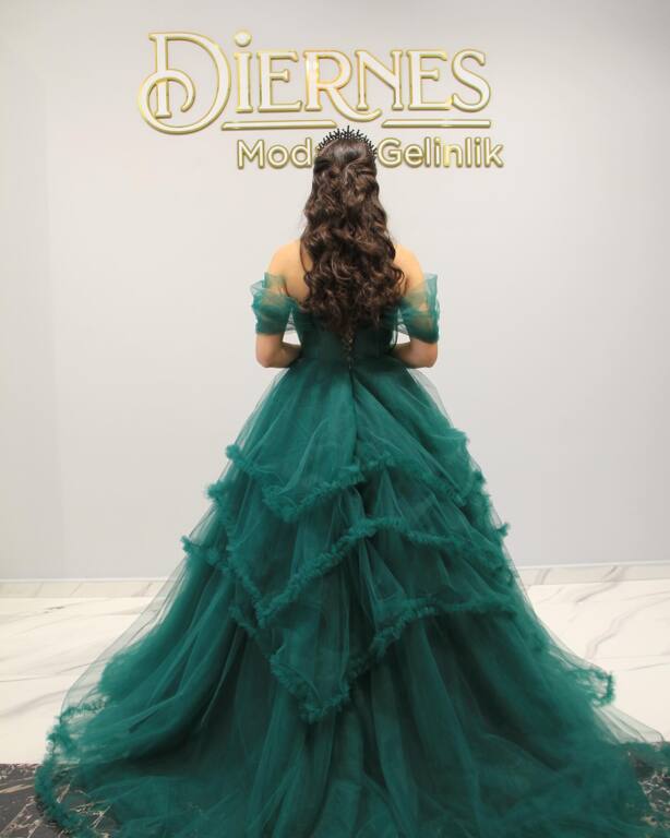 Diernes Moda ve Gelinlik