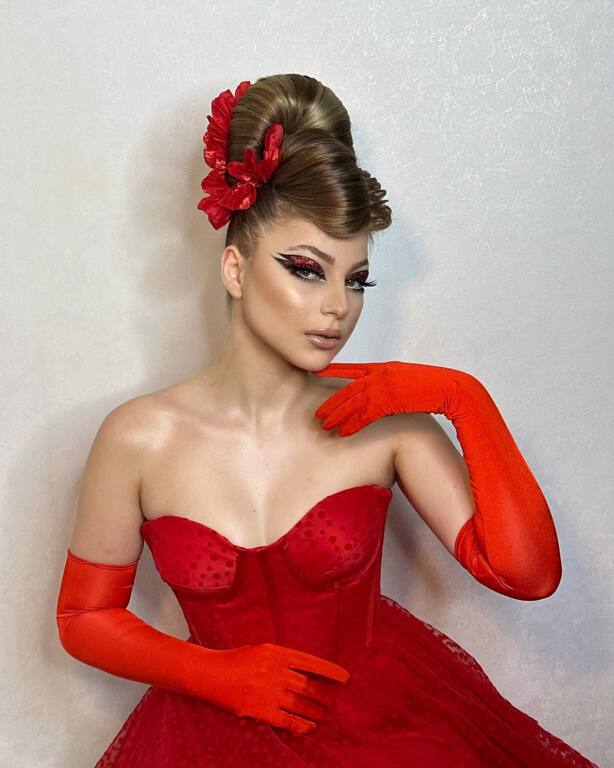 Merve Delimehmet Hair & Makeup