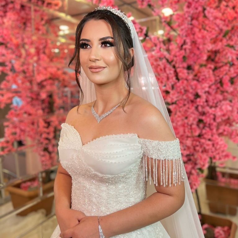 Zeynep Mutlu Hair Designer