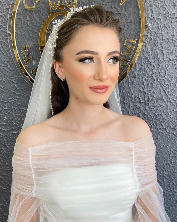 Cemile Aslan Kuaför ve Tasarım Merkezi