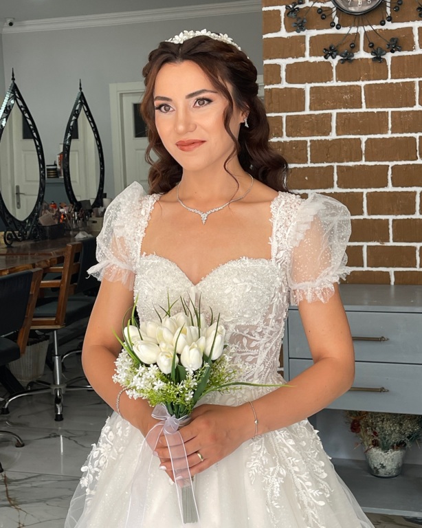 Güldalı Hair & Makeup Artist