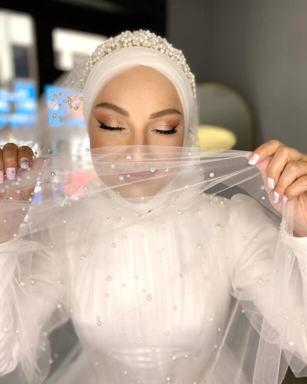 Esra Şahin Güzellik & Kuaför Salonu